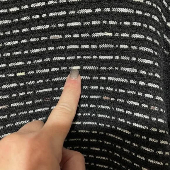 St. John Sport Large Cropped Crewneck Grey Black Embellished Cropped Swe… - Picture 8 of 8